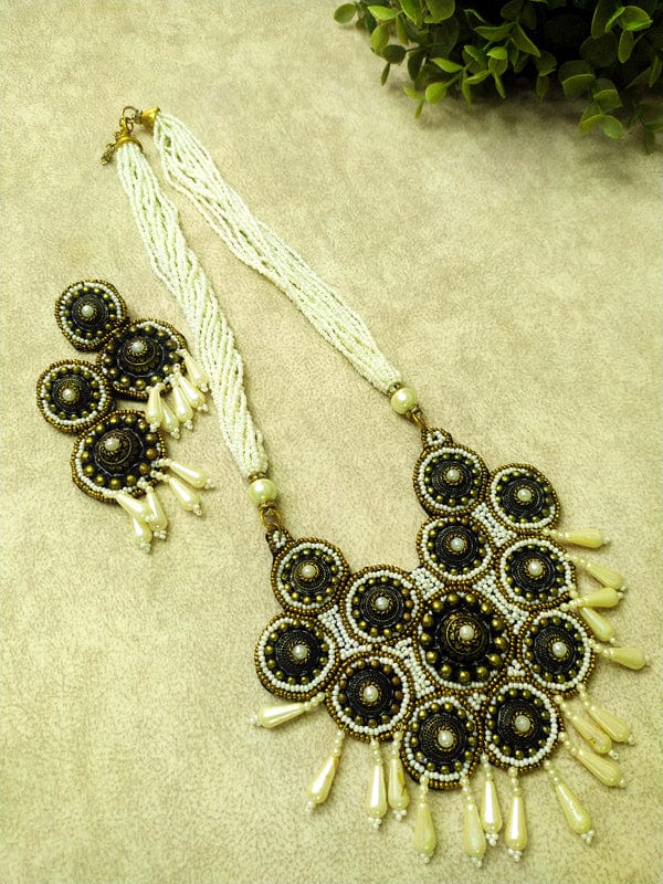 The Kaftan Company Jewelry Regular Bold Handcrafted Long Pearl Necklace Set