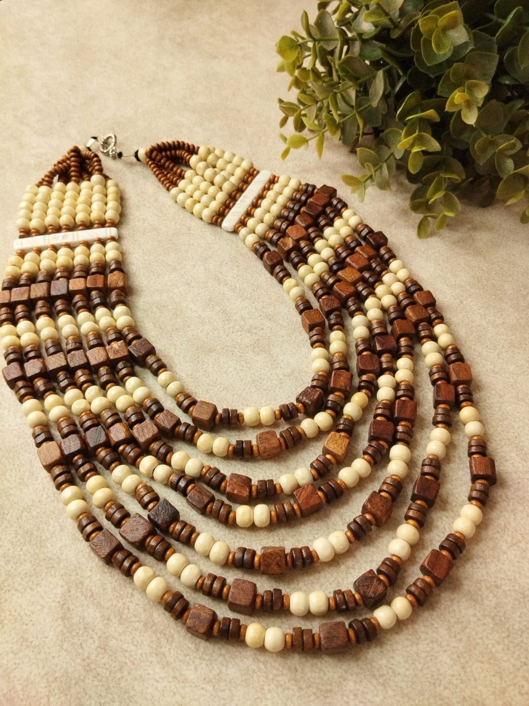 The Kaftan Company Jewelry Regular Two-Tone Wooden Beads Natural Contrast Necklace