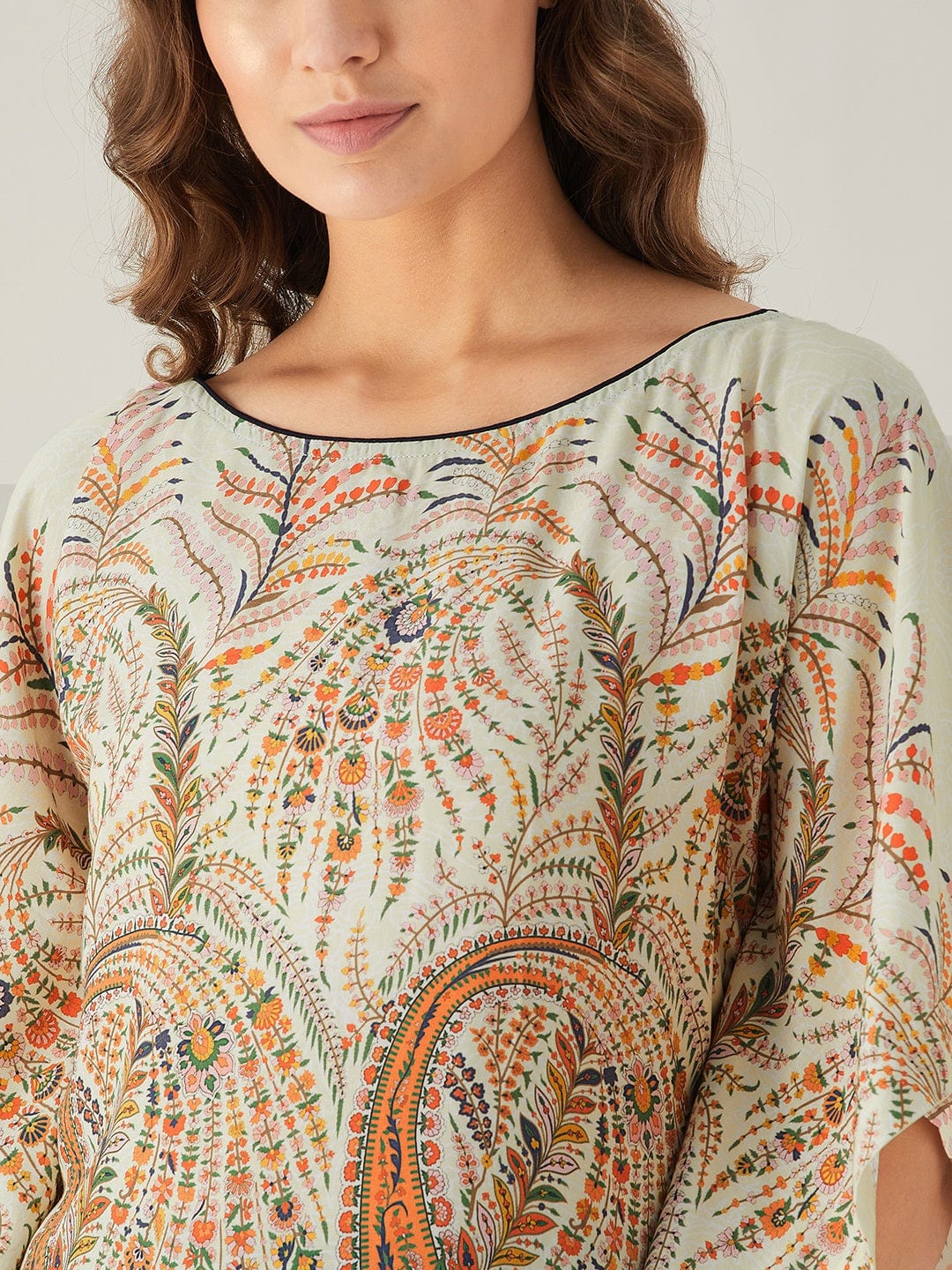 The Kaftan Company Kaftan Beige Florets and Paisley Kaftan Pyjama Set