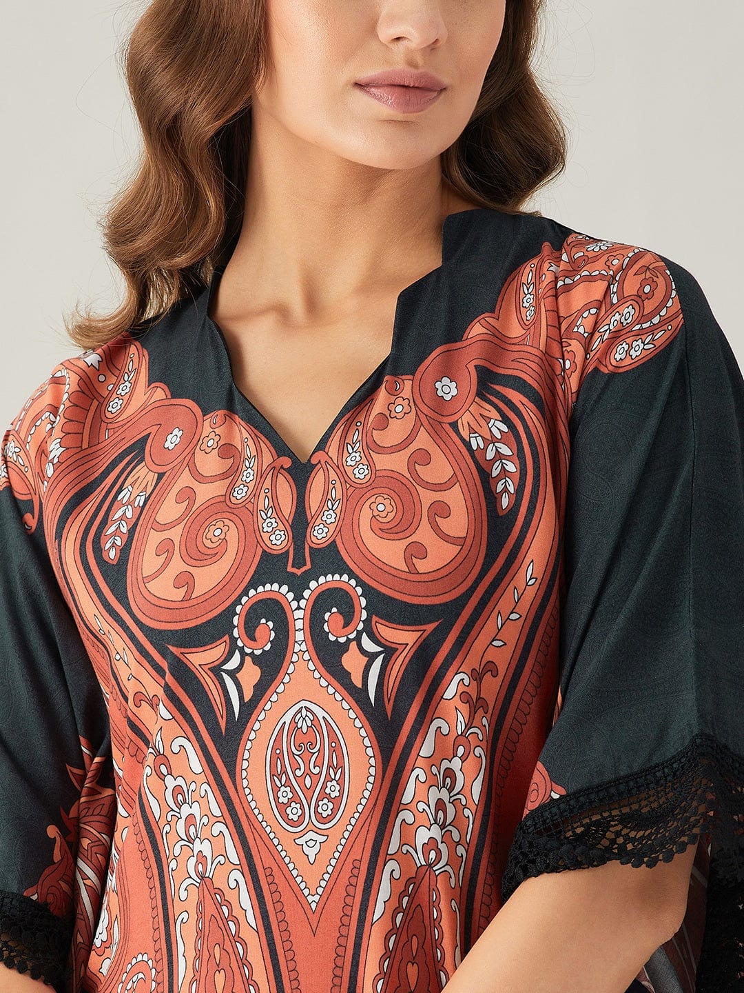 The Kaftan Company Kaftan Black Bold Paisley Patterned Loungewear Kaftan