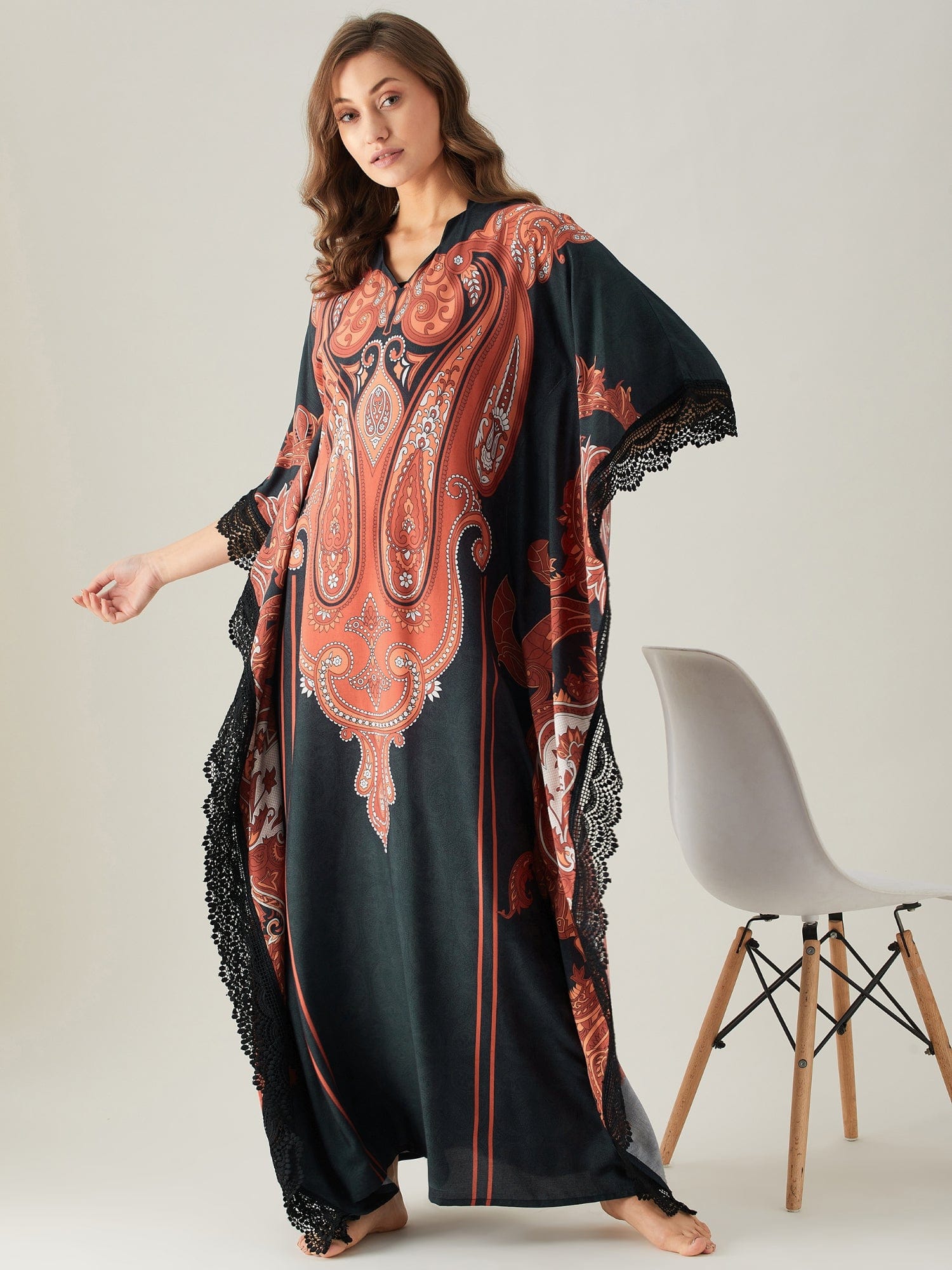 The Kaftan Company Kaftan Black Bold Paisley Patterned Loungewear Kaftan