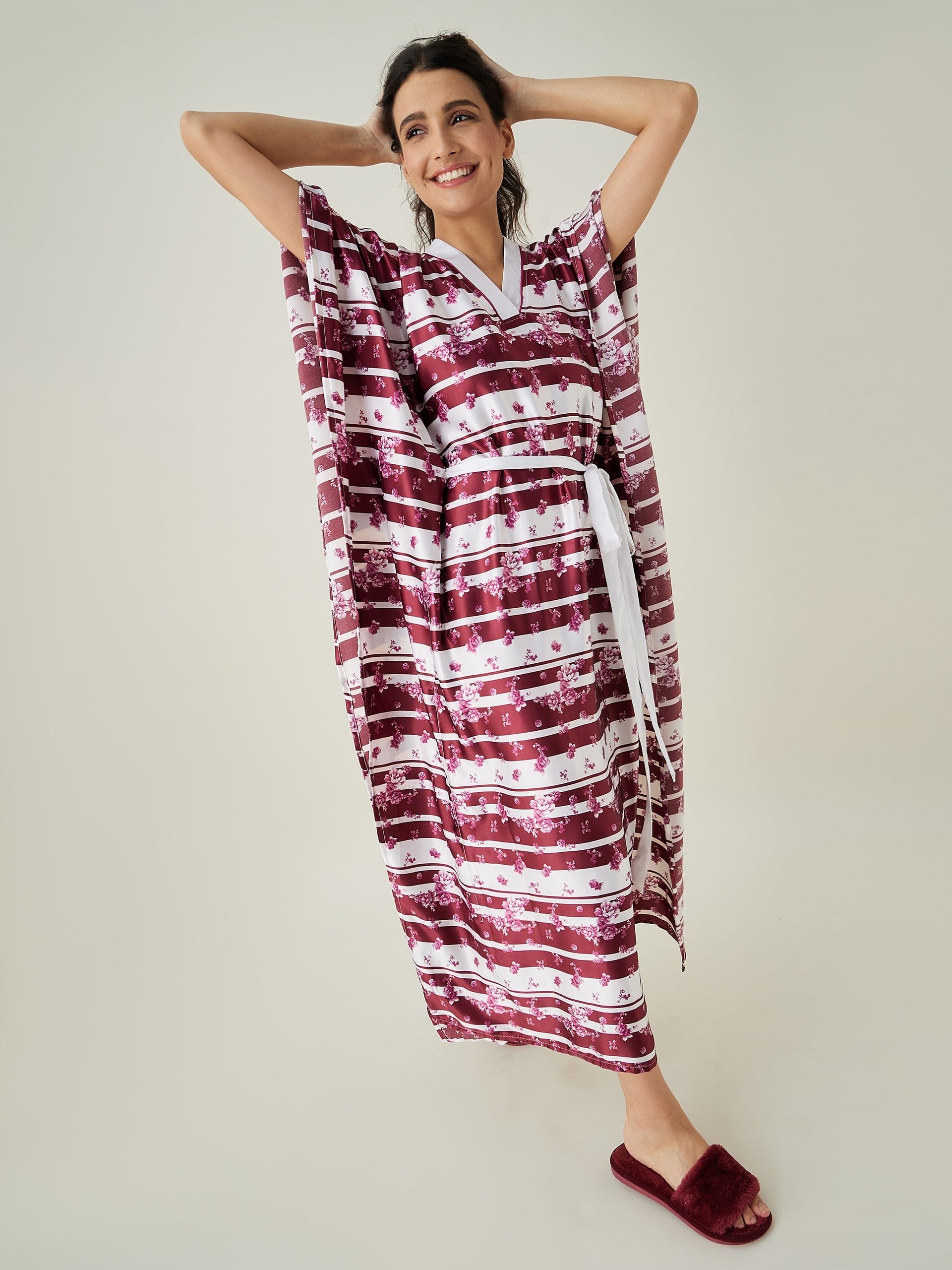 The Kaftan Company Kaftan White and Maroon Ditsy Floral Loungewear Kaftan