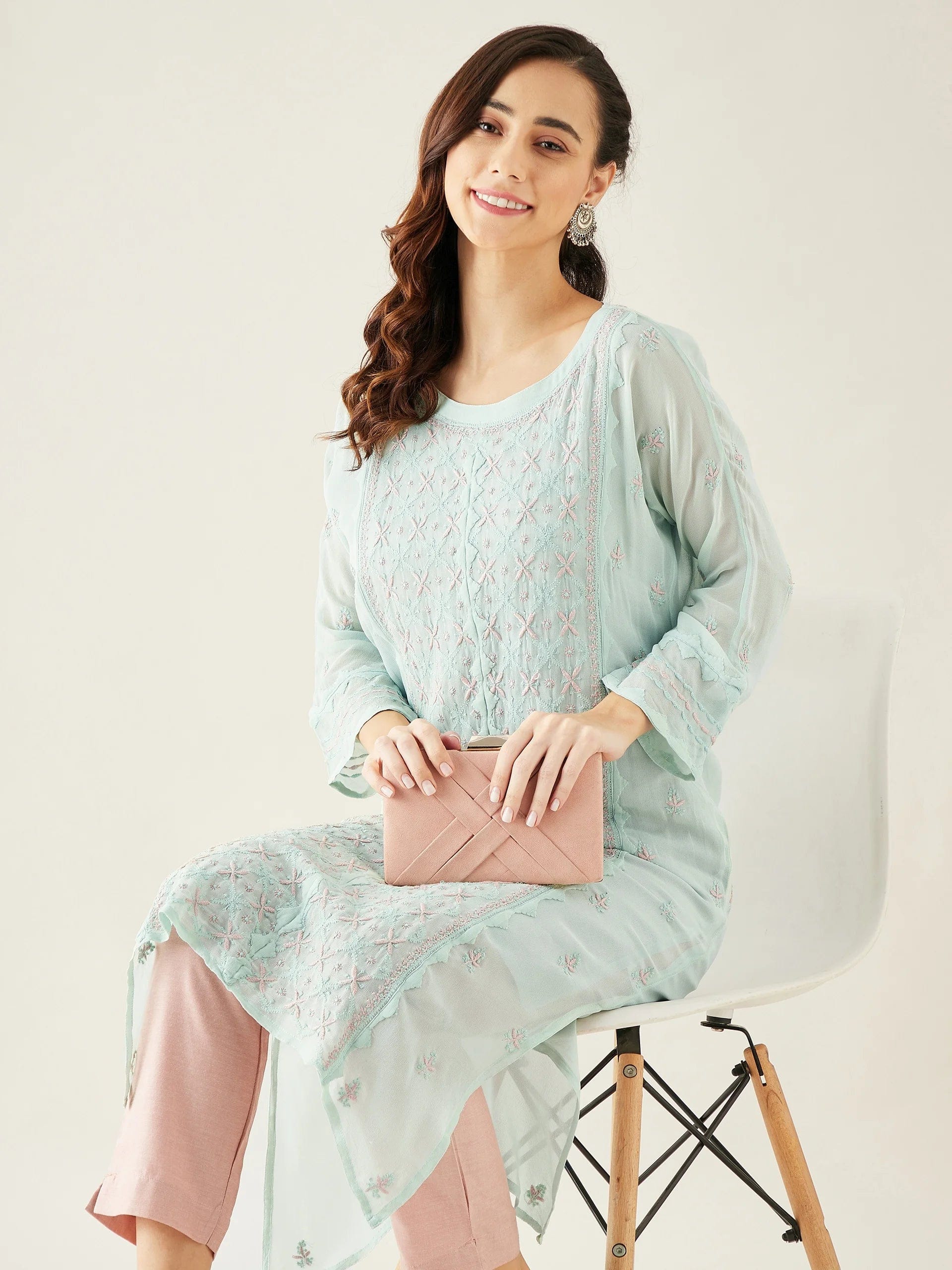 The Kaftan Company Kurta Blue Hand Embroidered Georgette Kurta Set