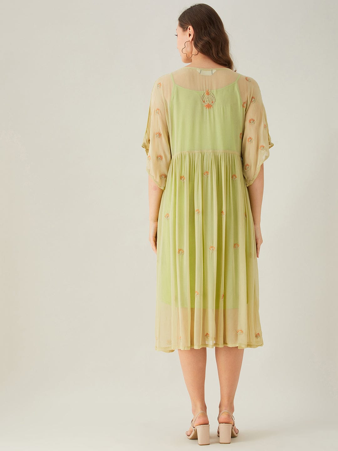 The Kaftan Company Kurta Green Hand Embroidered Chikanakri Kurta