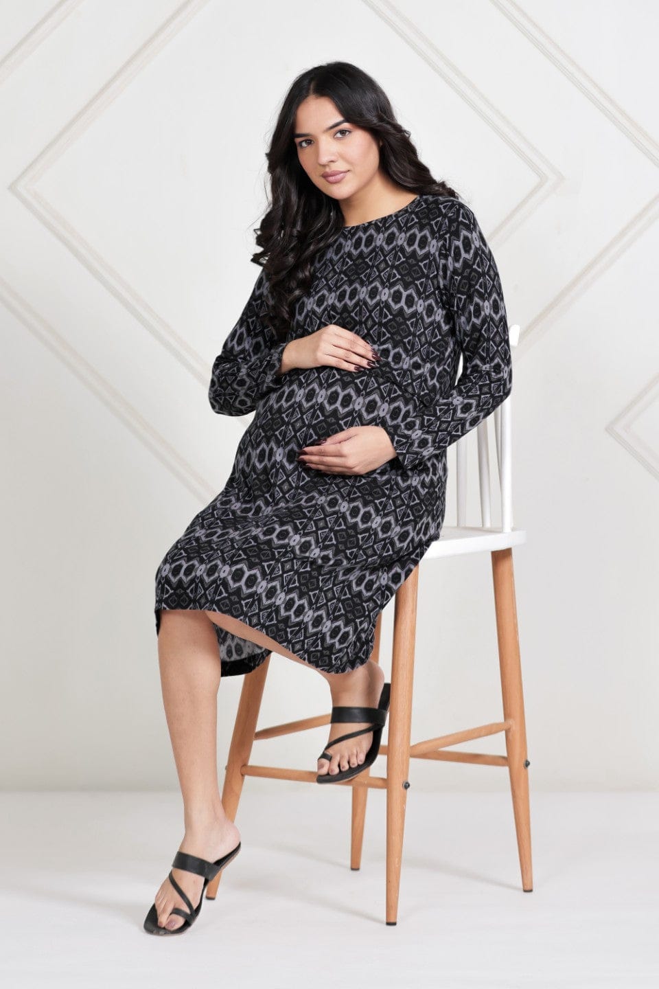 The Kaftan Company Maternity Black and Grey Geometric Print Viscose Lycra Maternity Dress