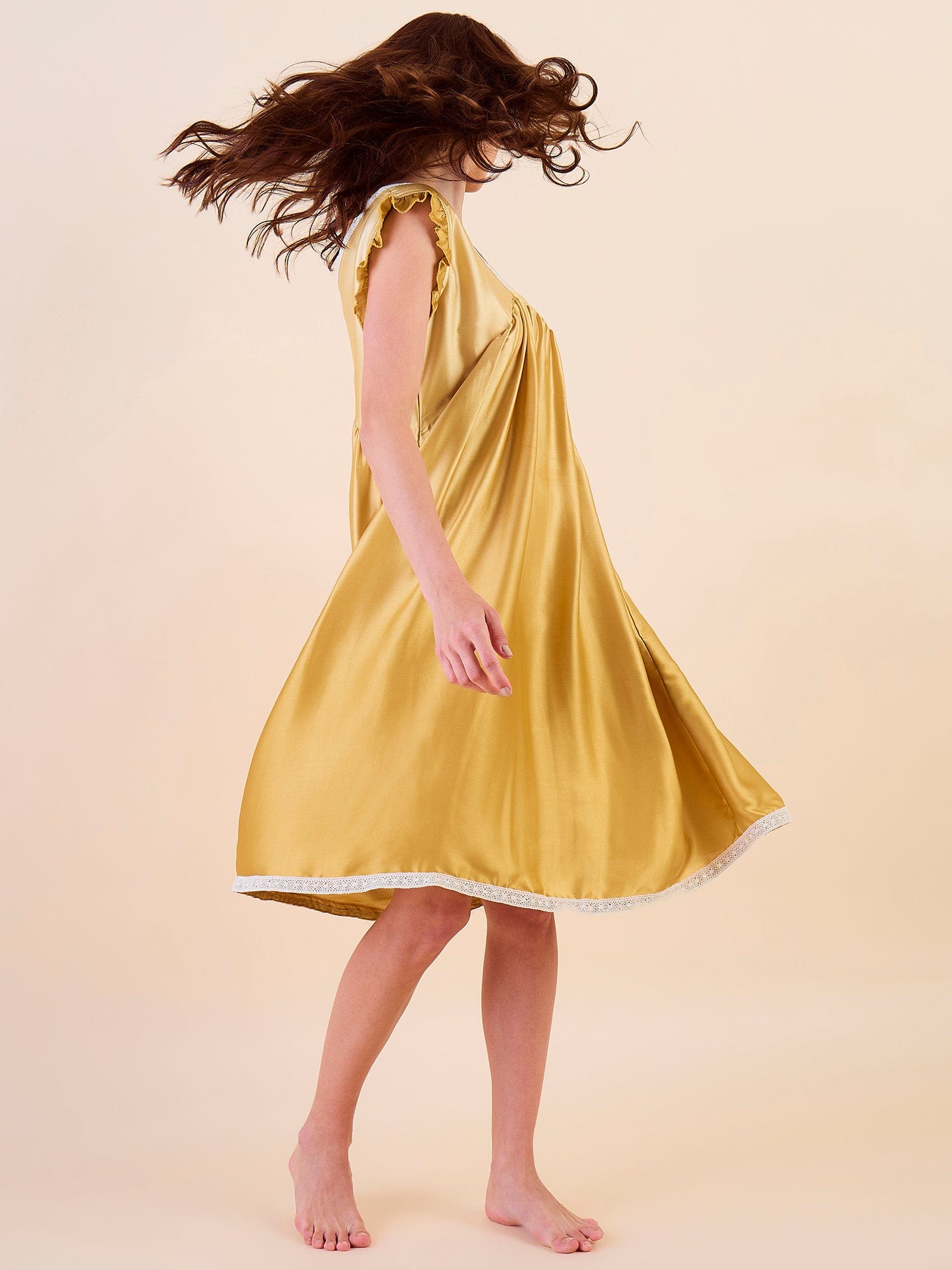 The Kaftan Company Negligee Gold Ombre Satin Negligee – Lace Detail & Frilled Sleeves