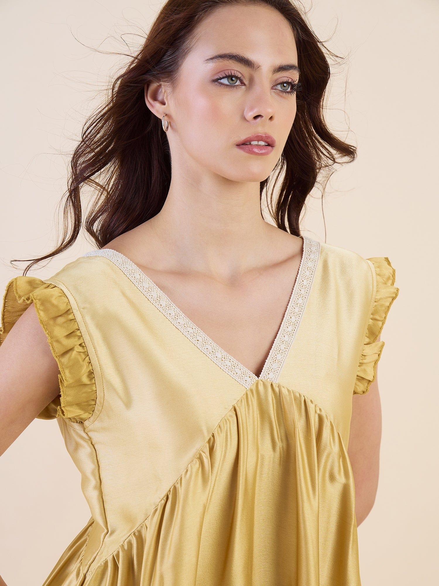 The Kaftan Company Negligee Gold Ombre Satin Negligee – Lace Detail & Frilled Sleeves