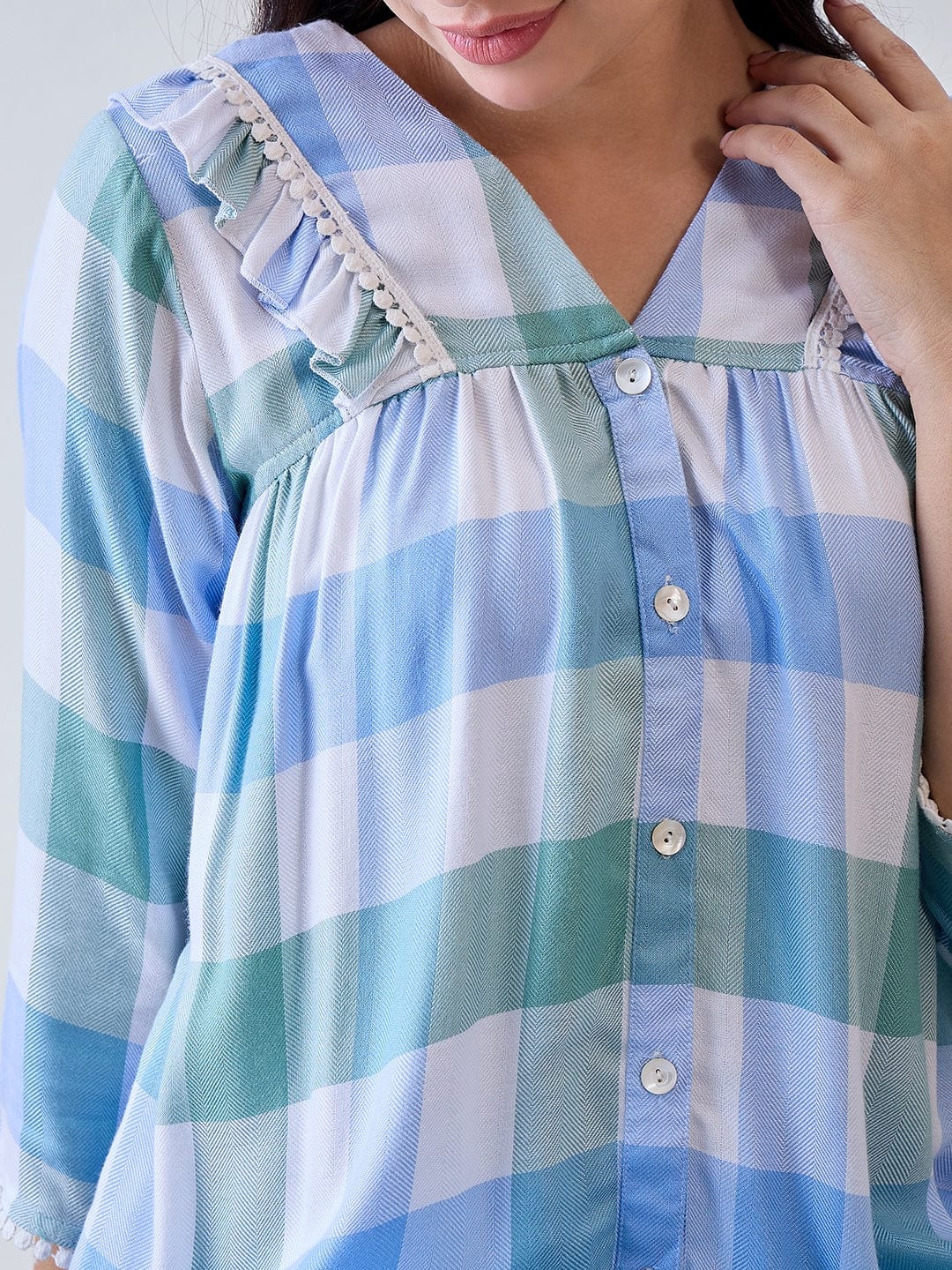 The Kaftan Company Pyjama Set Blue and Green Checks Ruffled Cute Viscose Pyjama Set With Lace Detail