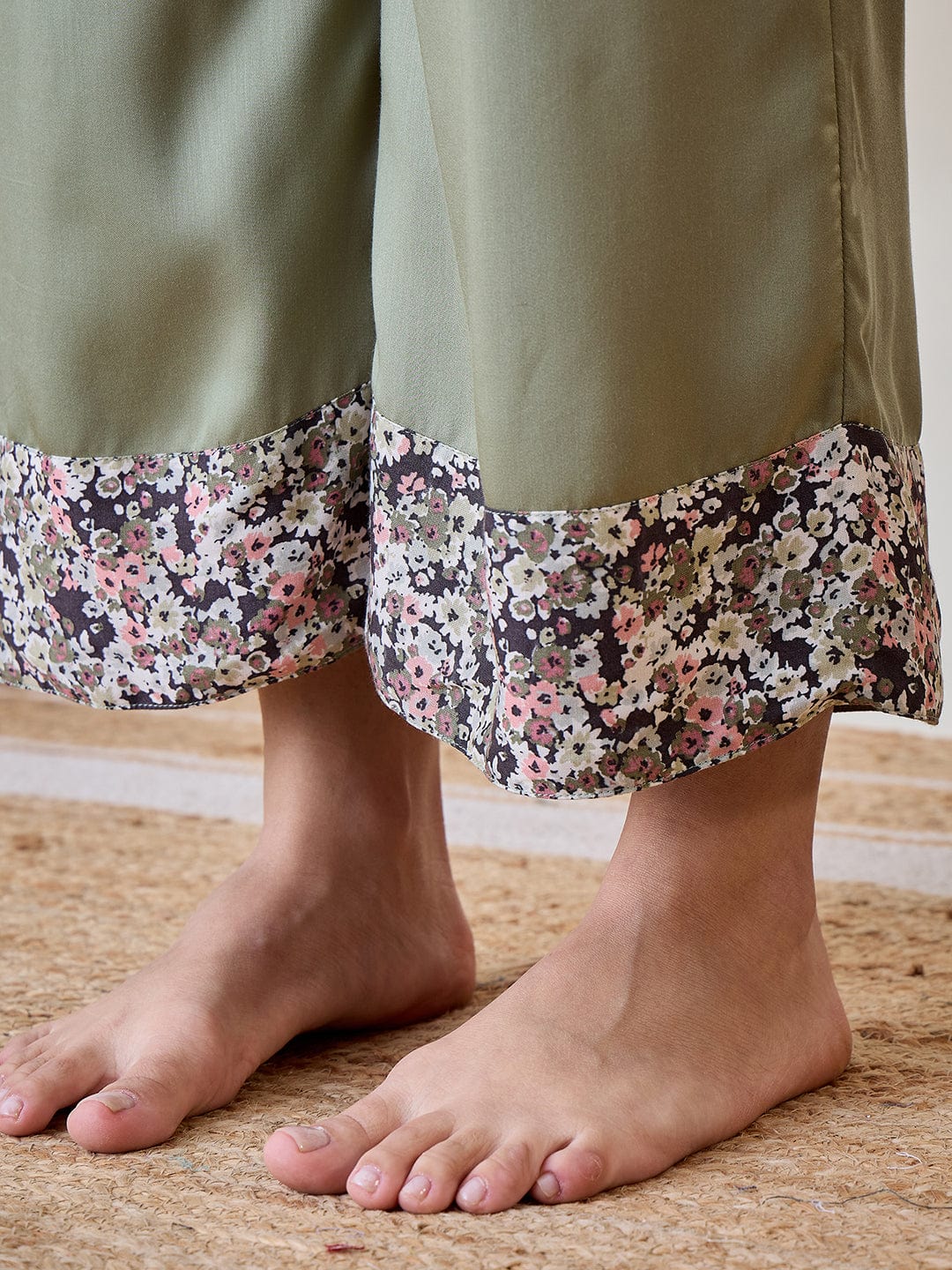 The Kaftan Company Pyjama Set Floral Bordered Pastel Green Soft Modal Lounge Set