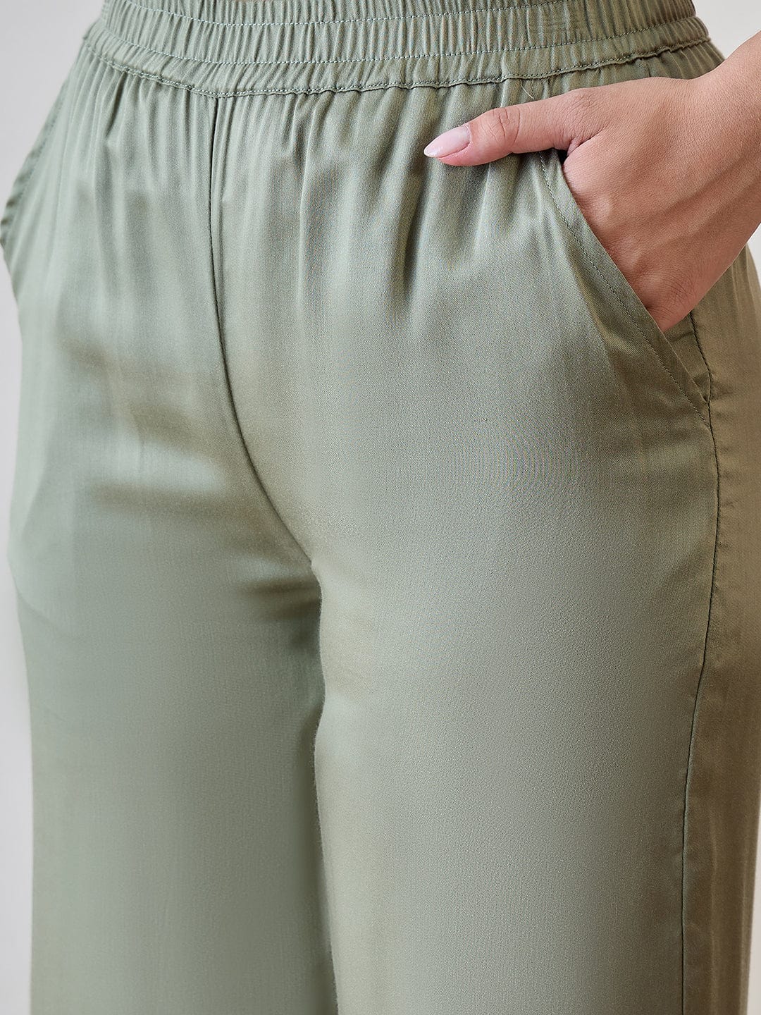 The Kaftan Company Pyjama Set Floral Bordered Pastel Green Soft Modal Lounge Set