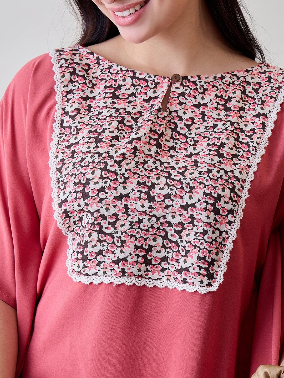 The Kaftan Company Pyjama Set Floral Yoke Lace Detailed Pink Soft Modal Lounge Set