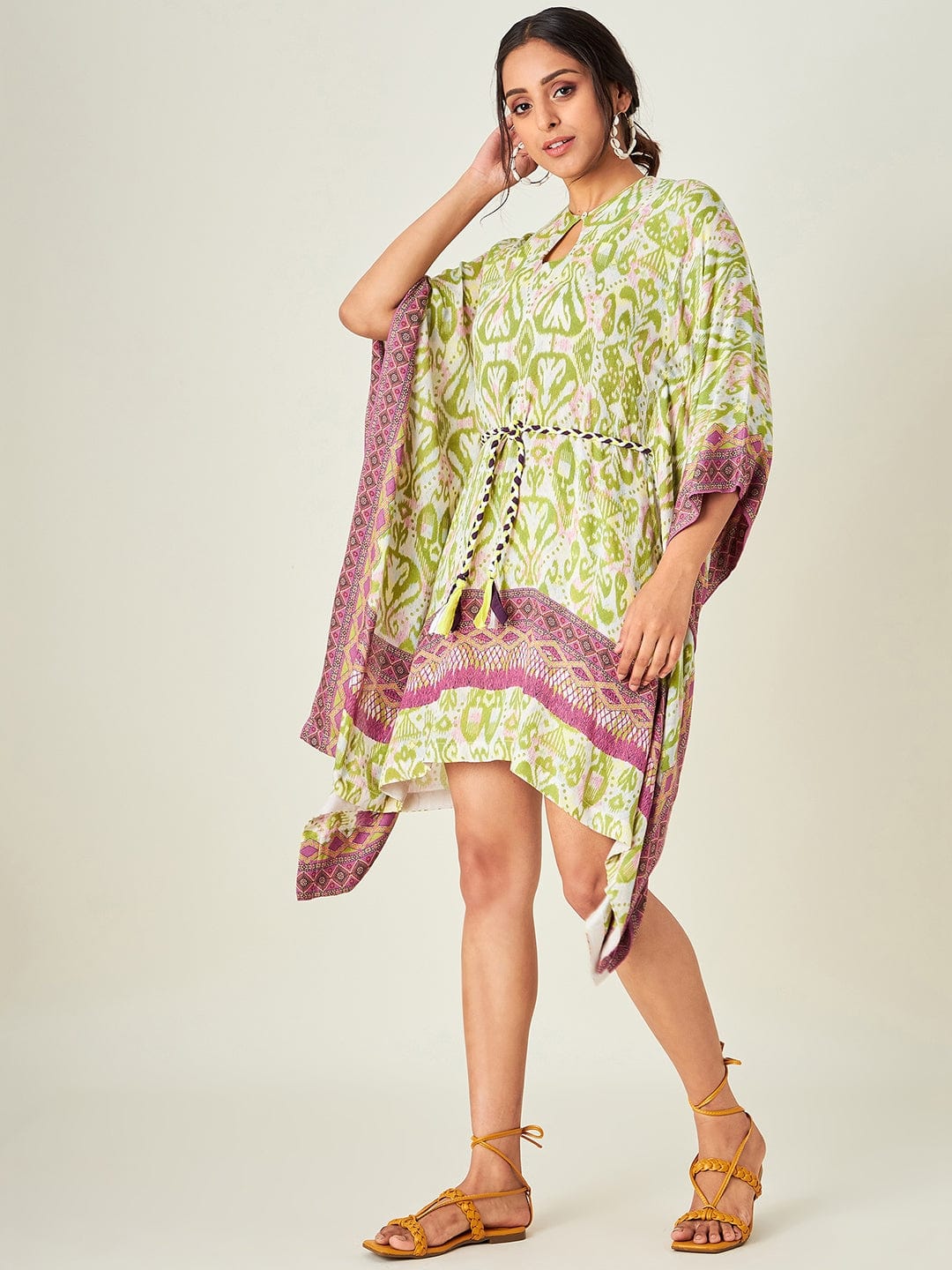 The Kaftan Company Kaftan White Ikkat Print Resort Kaftan