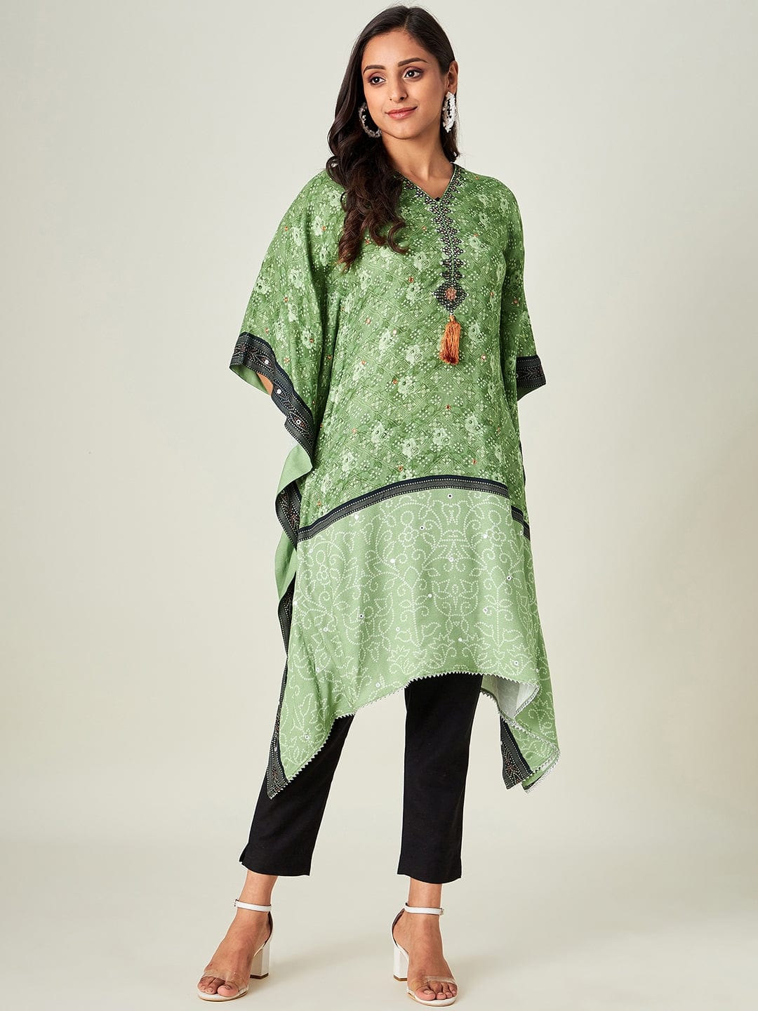 The Kaftan Company Kurta Green and Black Paneled Bandhani Kurta