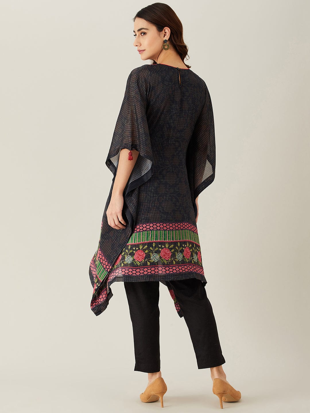 The Kaftan Company Kurta Rose Garland Hand Embellished Kaftan Kurta