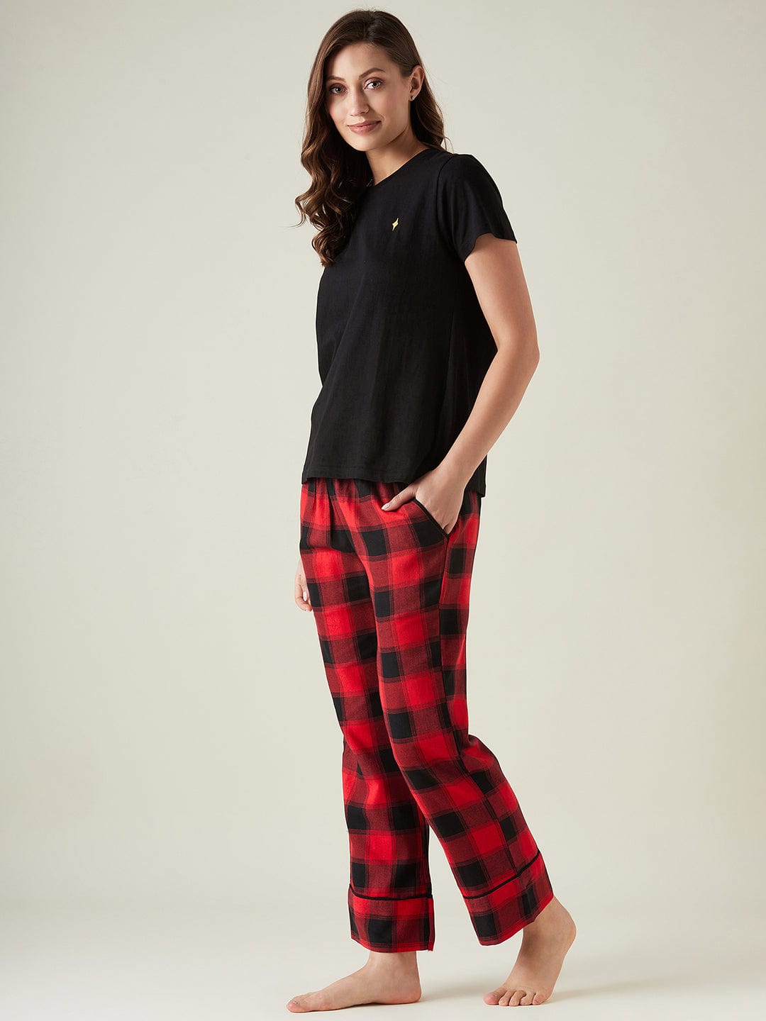 The Kaftan Company Pyjama Set Red plaid lounge set with t-shirt