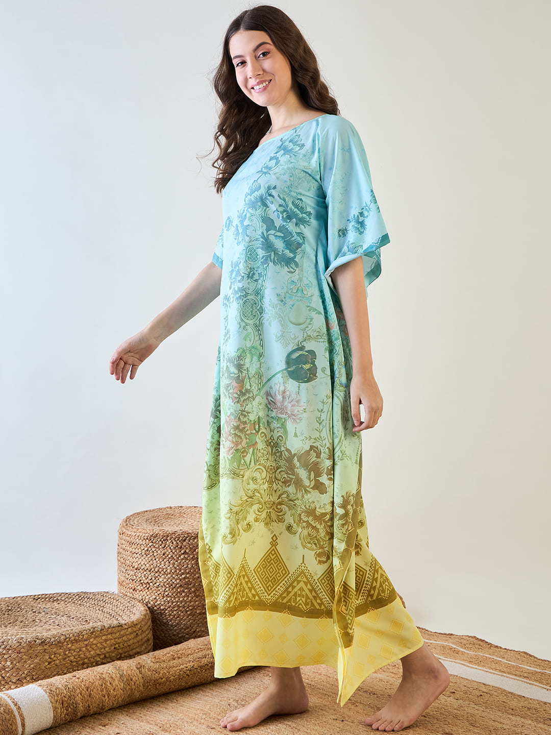 Versatile floral kaftan ideal for both day and evening wear.