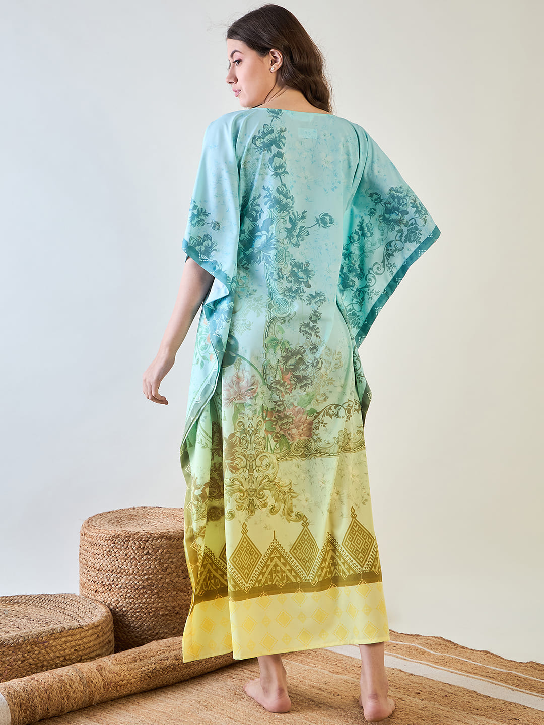 Lightweight crepe kaftan with a stunning gradient effect.