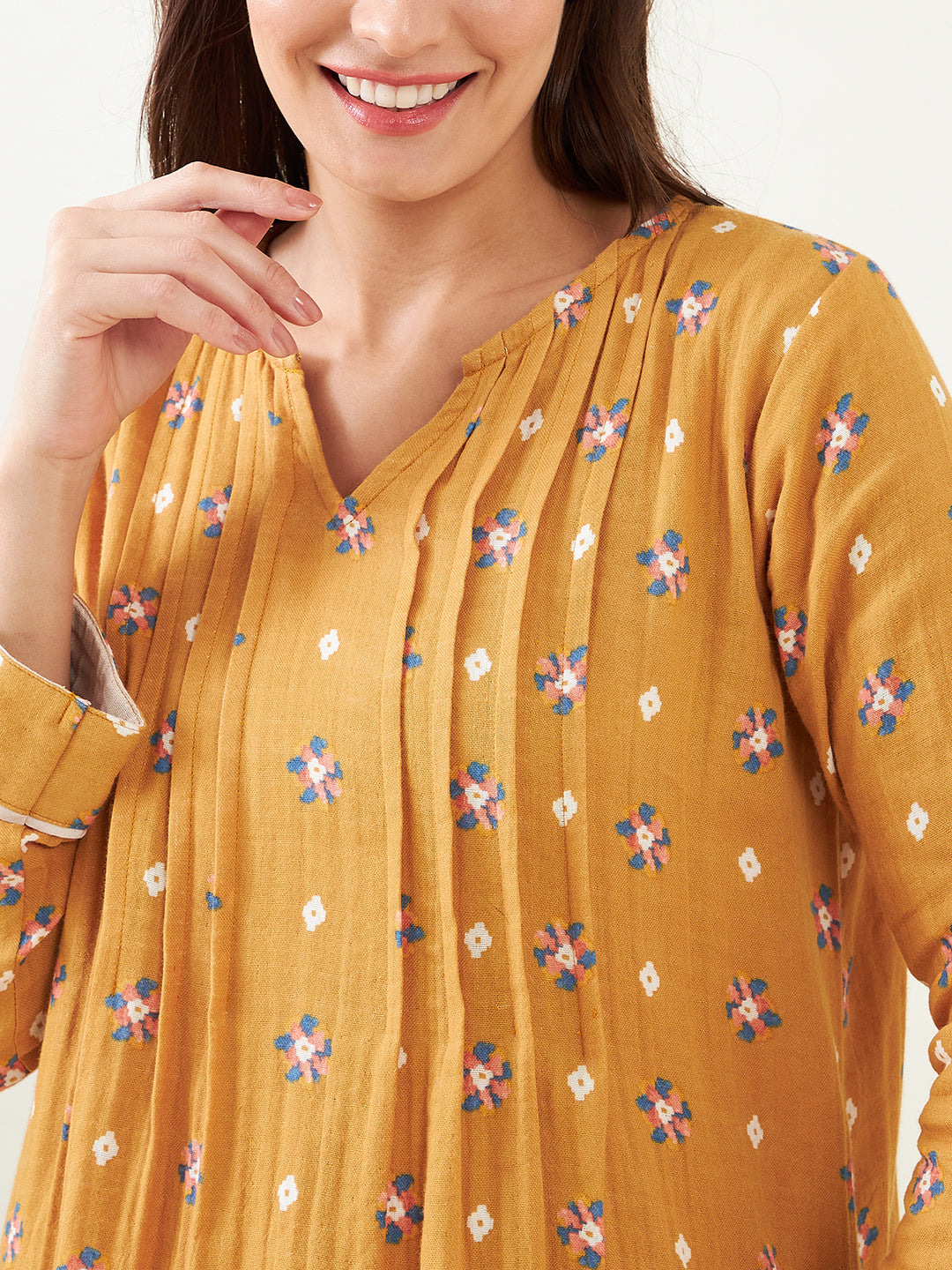 Women Mustard Bloom Full Sleeve Cotton V Neck Loungewear