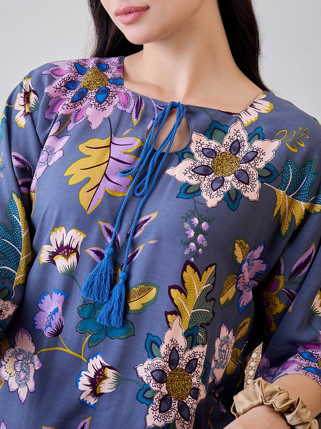Soft modal nightdress with abstract floral print, combining comfort and style for a perfect nightâ‚¬„¢s rest.
