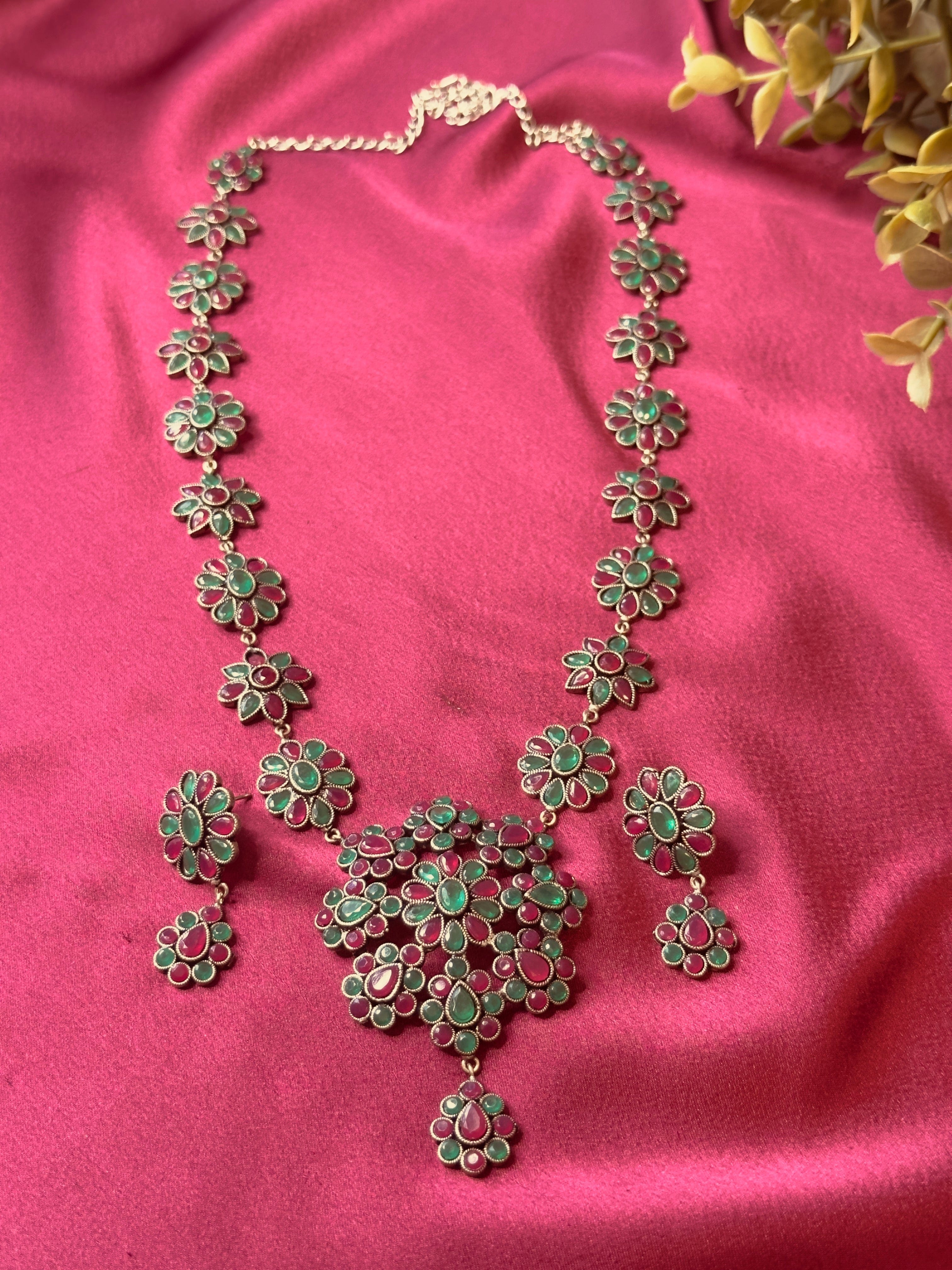 The Kaftan Company Jewelry Green and  Maroon German Silver Necklace Set
