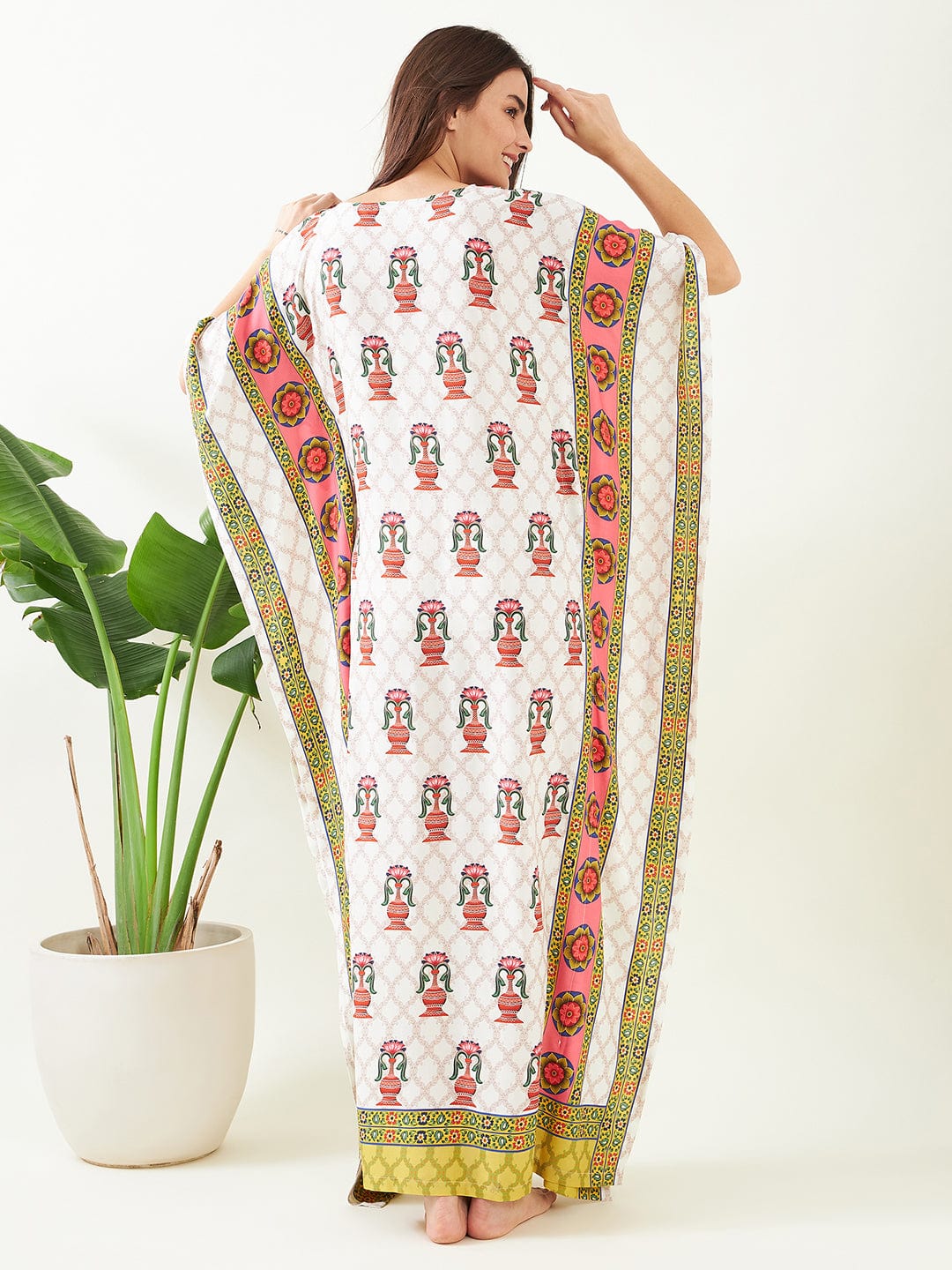 The Kaftan Company Kaftan White Floral Structure Kaftan