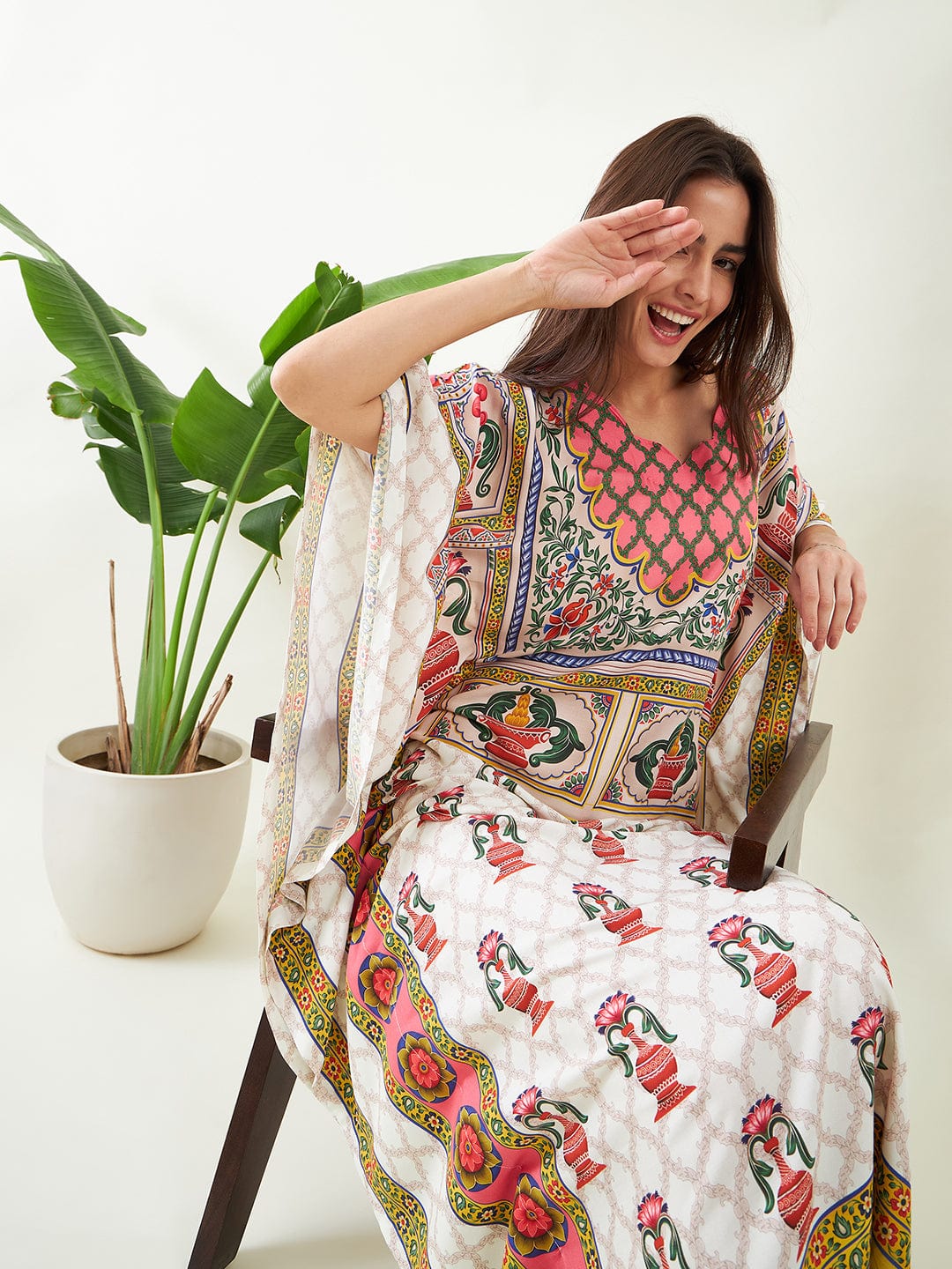The Kaftan Company Kaftan White Floral Structure Kaftan