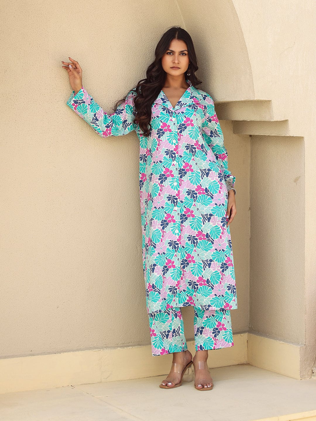 The Kaftan Company Kurta Blue and Pink Tropical Print Cotton Kurta Set