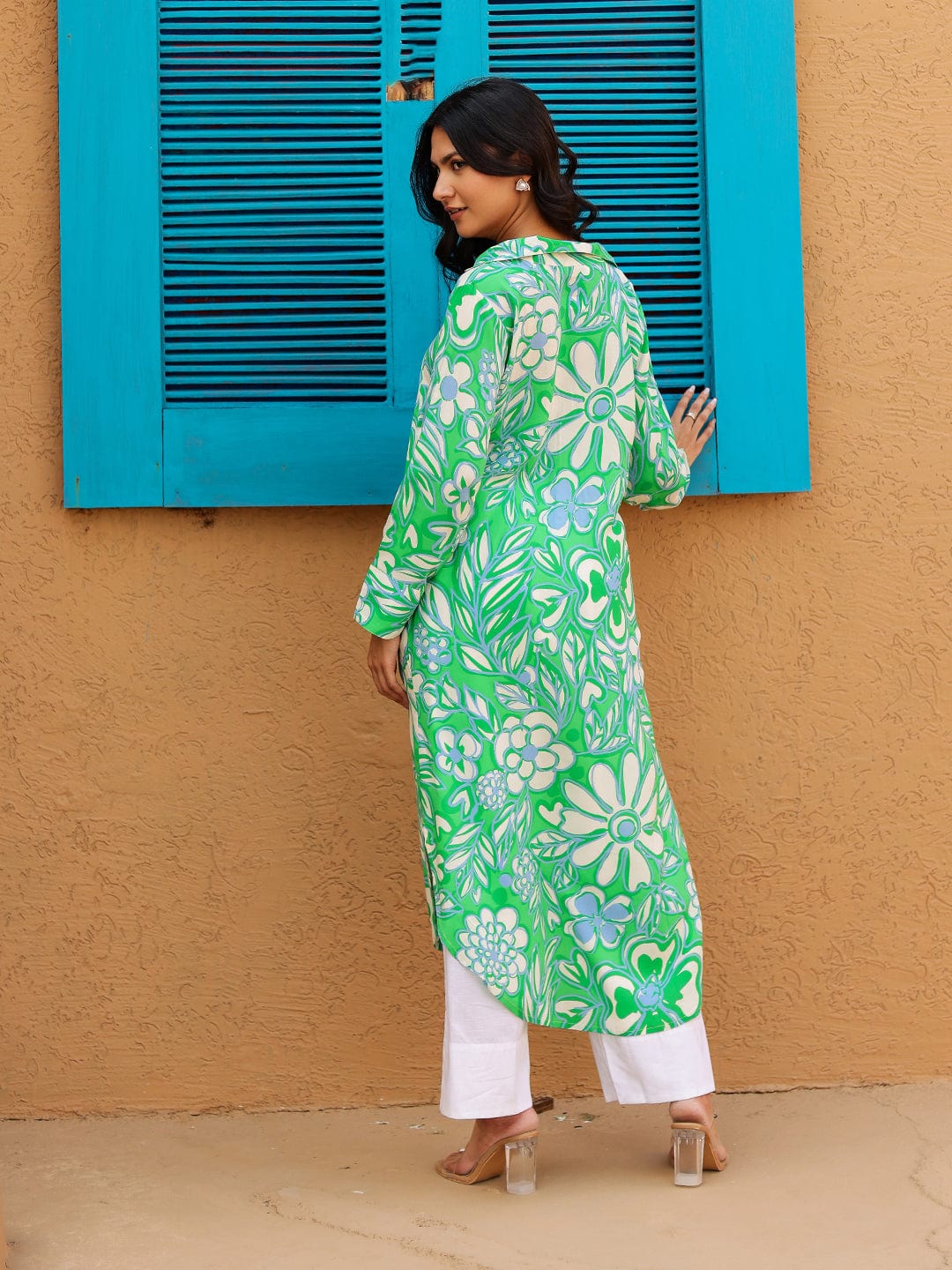 The Kaftan Company Kurta Bright Green Abstract Floral Print Kurta With V-Neck