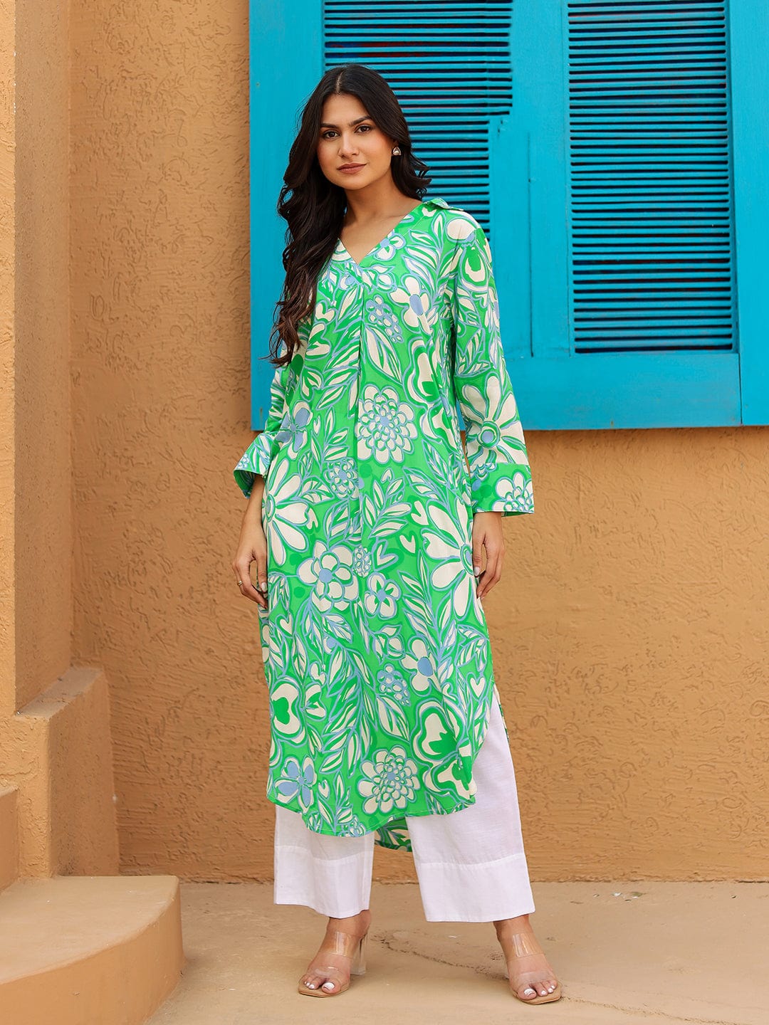 The Kaftan Company Kurta Bright Green Abstract Floral Print Kurta With V-Neck