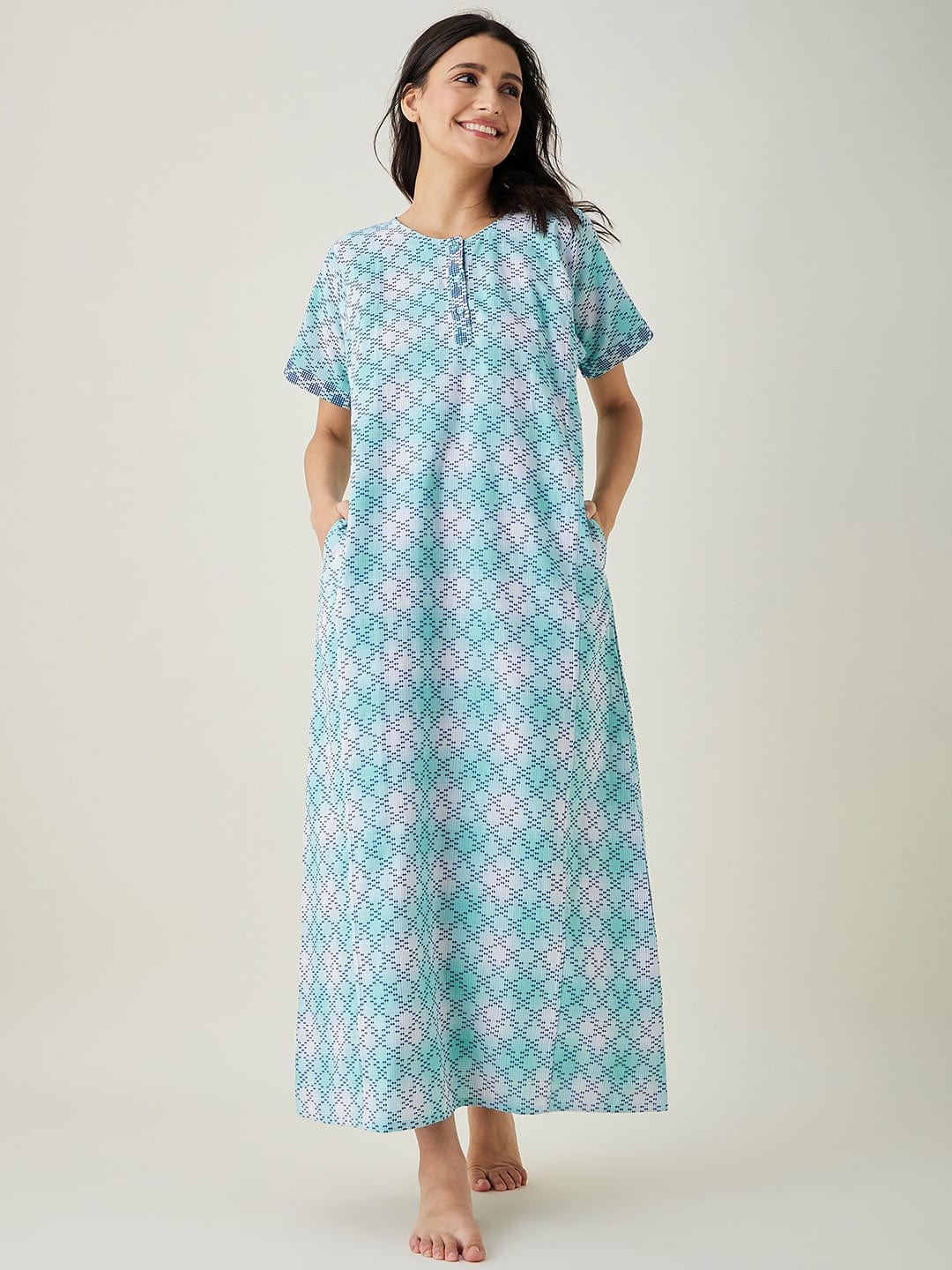 The Kaftan Company Nightdress Blue and White Tie dye embroidered Nightdress