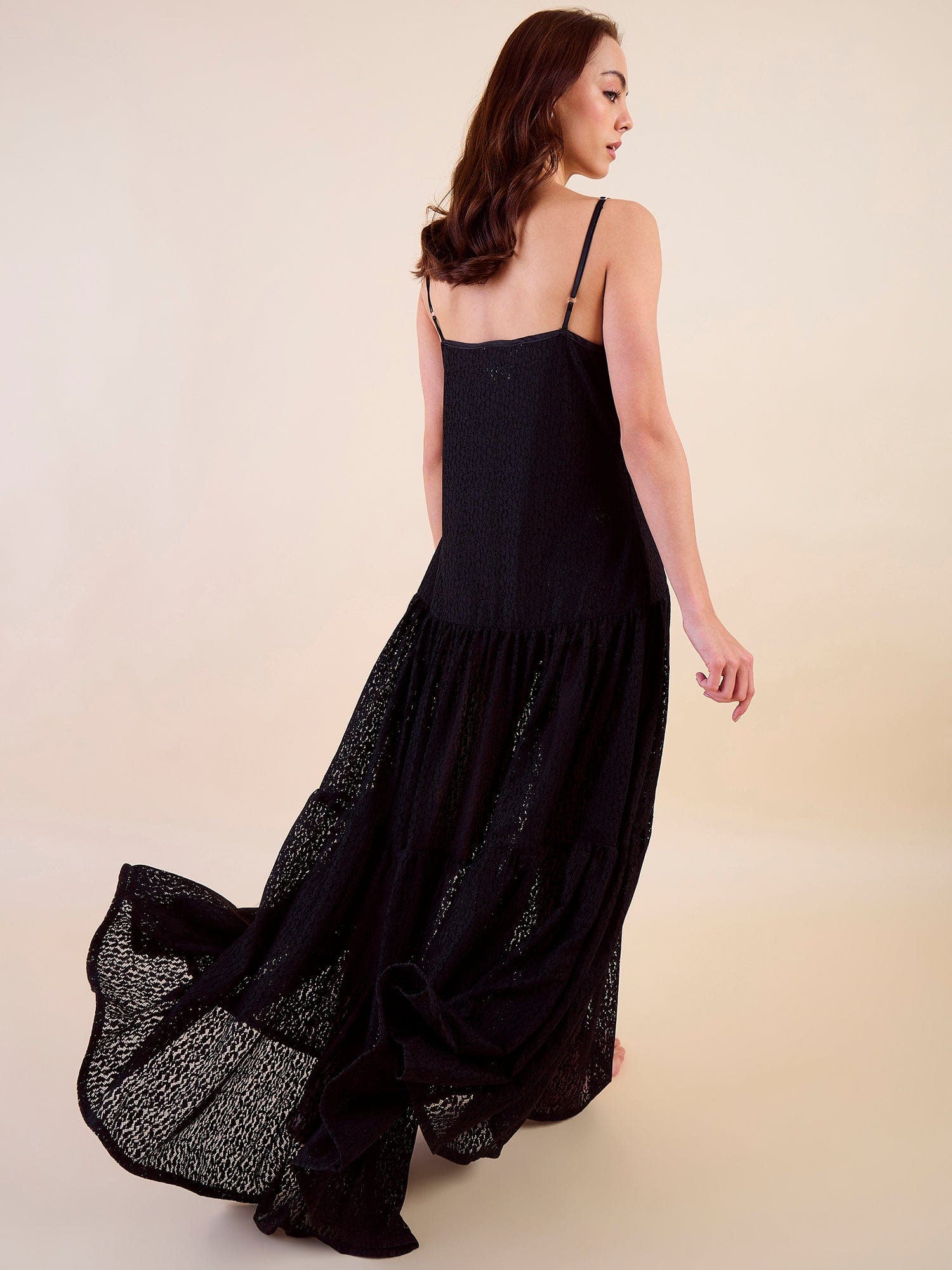 Elegant Black Lace Nightdress Sleeveless, Flowy & Romantic L Elegant Black Lace Nightdress Sleeveless, Flowy & Romantic L