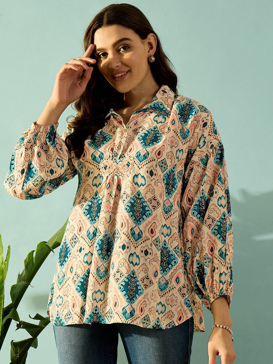 Women Geometric Fusion Embroidered Fancy Top - The Kaftan
