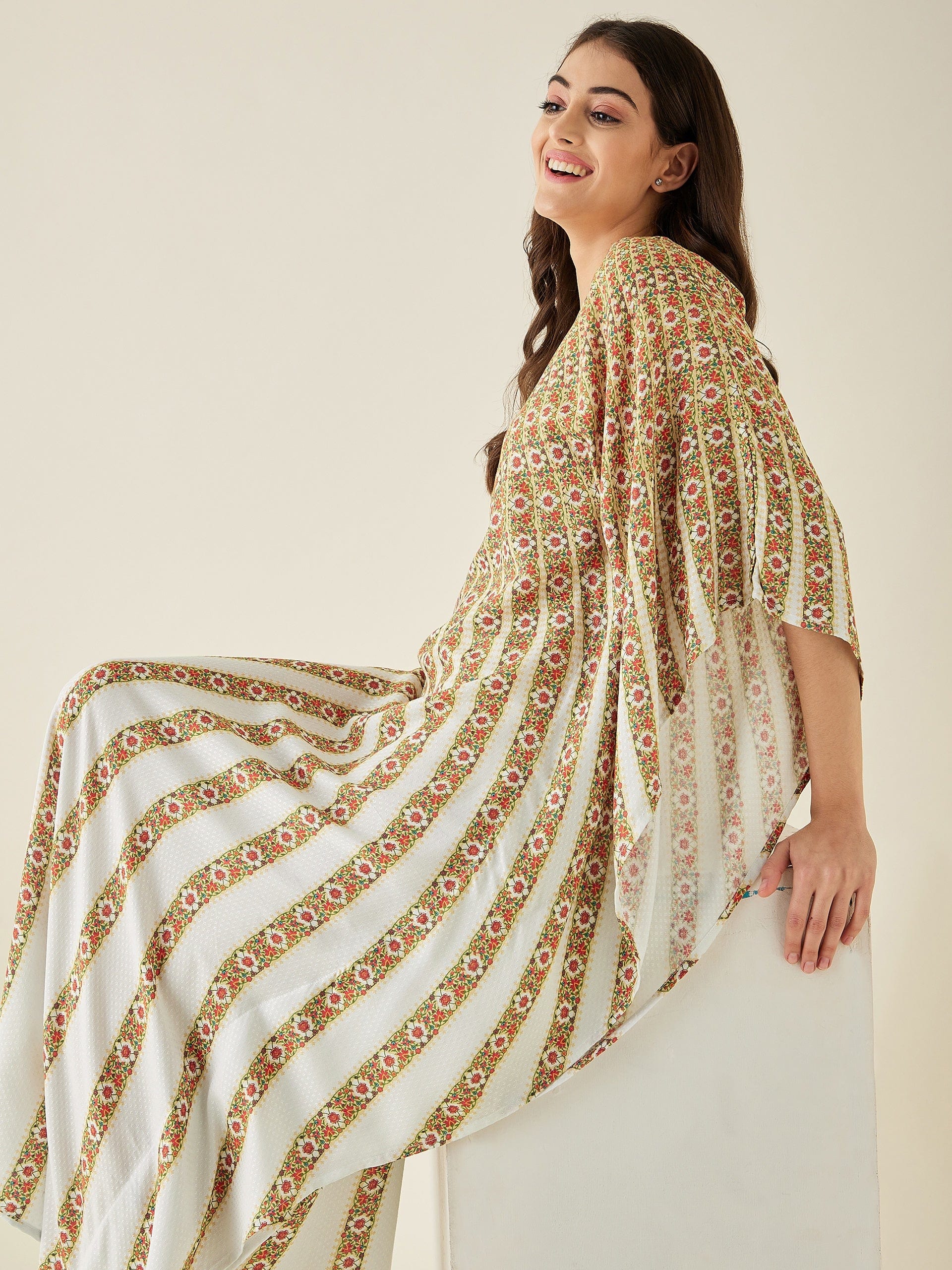 The Kaftan Company Kaftan White Sunburst Supersoft Kaftan Loungewear