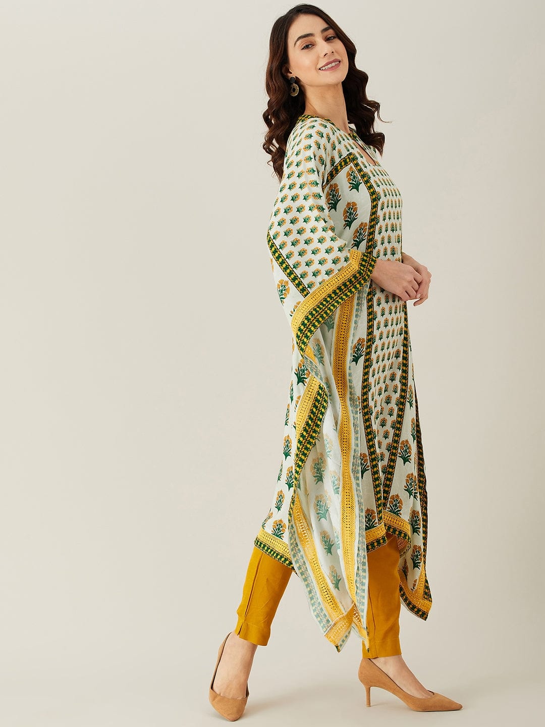 The Kaftan Company Kurta White and Green Buta and Lace Modal Kaftan Kurta (Final Sale)